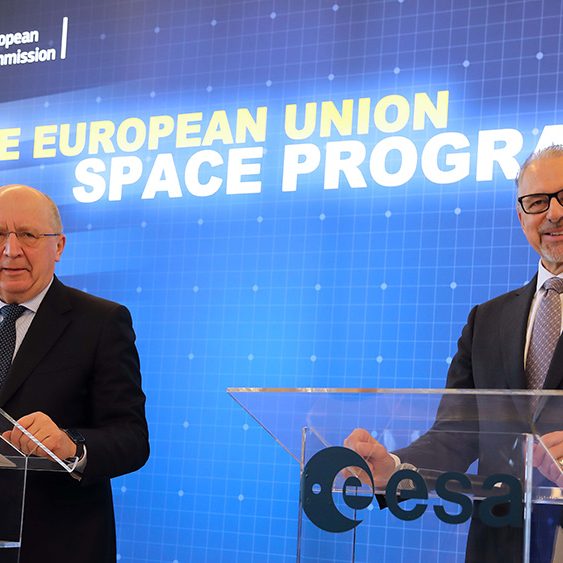ESA Director General Dr Josef Aschbacher (right) and EU Commissioner for Defence and Space Andrius Kubilius at the 17th European Space Conference, Brussels, 28 January 2025 © ESA-M.Polo ESA Director General Dr Josef Aschbacher (right) and EU Commissioner for Defence and Space Andrius Kubilius at the 17th European Space Conference, Brussels, 28 January 2025 © ESA-M.Polo