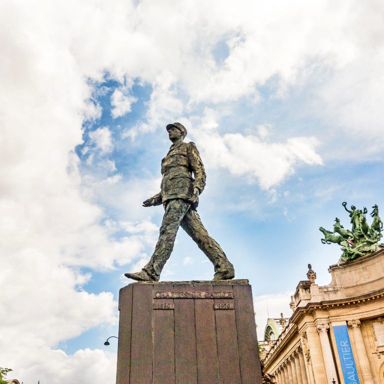 Memorial of De Gaulle in Paris © Adobe Stock / travelview Memorial of De Gaulle in Paris © Adobe Stock / travelview