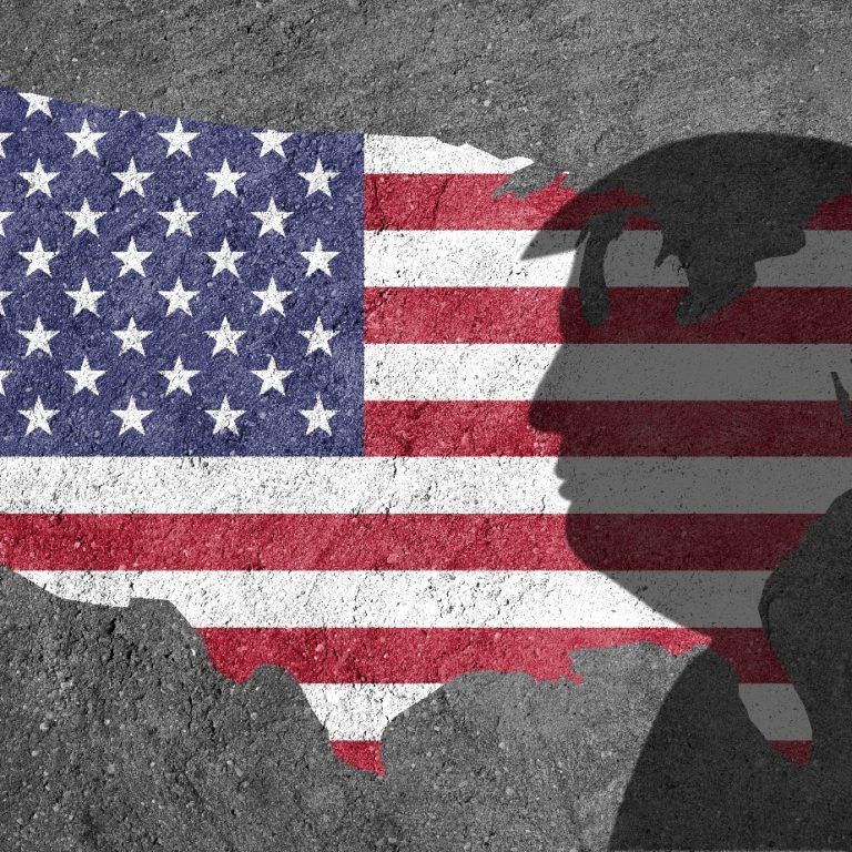 C : Shutterstock/Thomas Ragina C : Shutterstock/Thomas Ragina